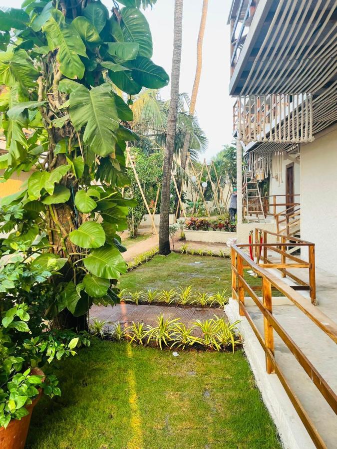 Ukiyo Beach Resort 曼德姆 外观 照片