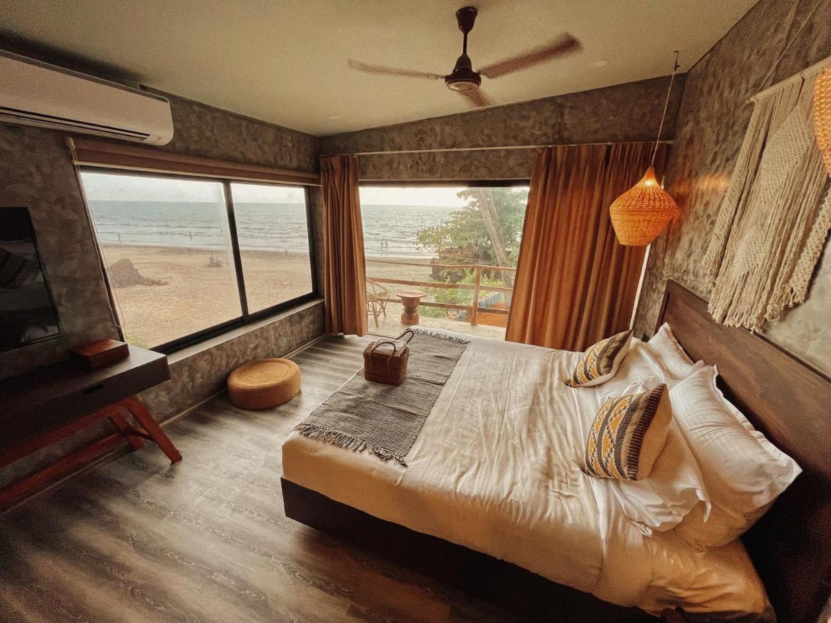 Ukiyo Beach Resort 曼德姆 外观 照片