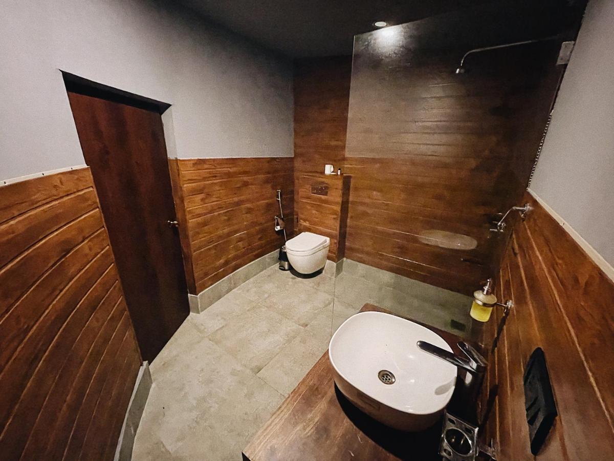 Ukiyo Beach Resort 曼德姆 外观 照片